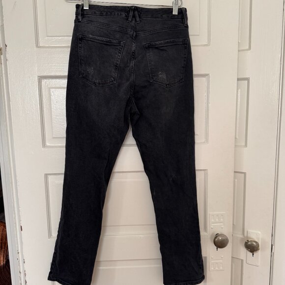GOOD AMERICAN Black Distressed / Ripped Straight Skinny Jeans - 10/30 - Picture 7 of 9